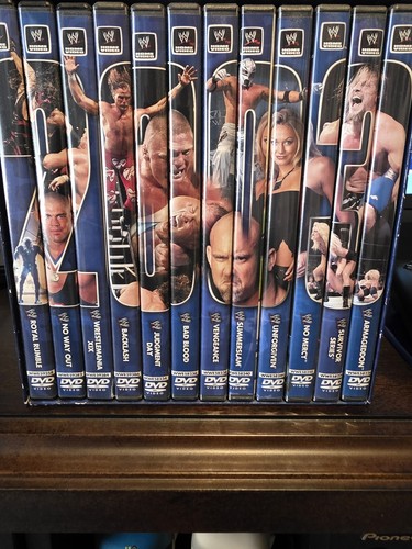 Wwe wwf 2003 box set - wwf,